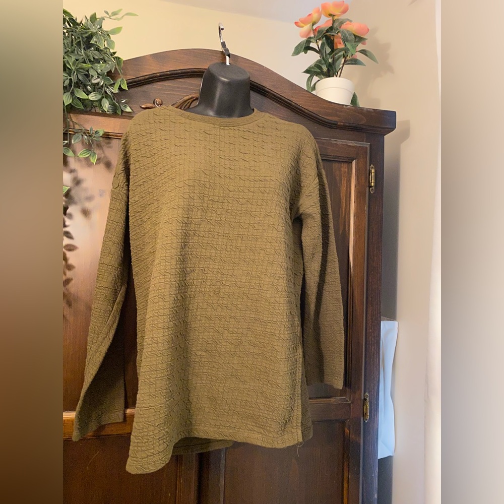 Zara Sweater - Sz S (most likely fits larger)